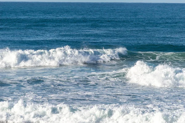 Rutschen Auf Den Wellen Mit Brettern Strand Von Zurriola Von — Stockfoto