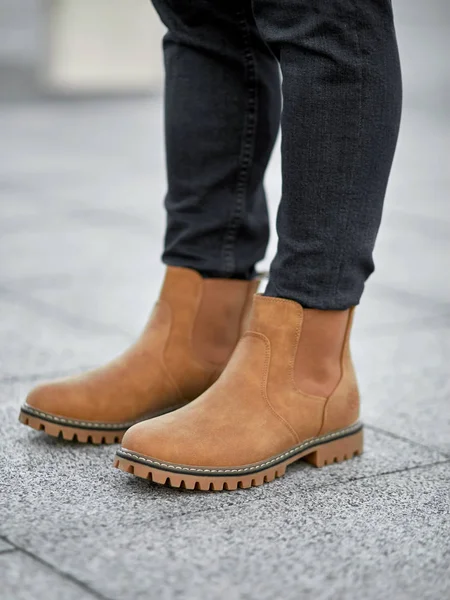 Pernas Homem Botas Lisas Camurça Luz — Fotografia de Stock