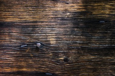 Antika çivi başlı ve zımbalı eskimiş tahta.