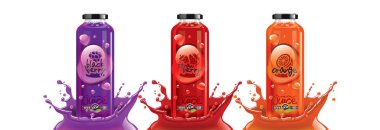 Meyve suyu şişesi seti, böğürtlen, çilek, turuncu çıkartma tasarımı..