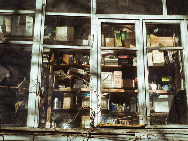 Schöne Flecken Alte Dinge Einem Geheimnisvollen Fenster — Stockfoto