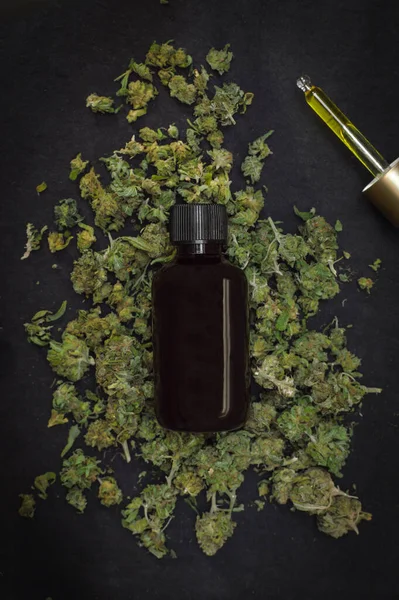 Mountain Marijuana Buds Bottle Cbd Make Cannabis Top Isolated Black — Stock Photo, Image