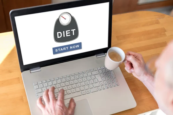 Pojęcie diety na laptopie — Zdjęcie stockowe