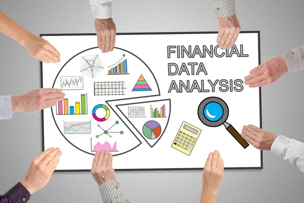 Concepto de análisis de datos financieros en una pizarra — Foto de Stock