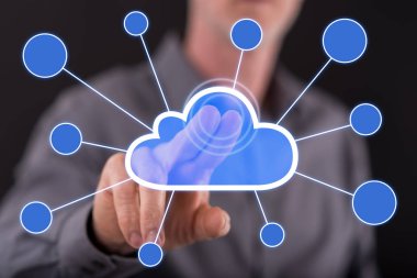 Dokunmatik ekranda ağ bir bulut dokunmadan adam