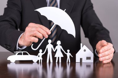 Aile, ev ve araba sigorta kavramı