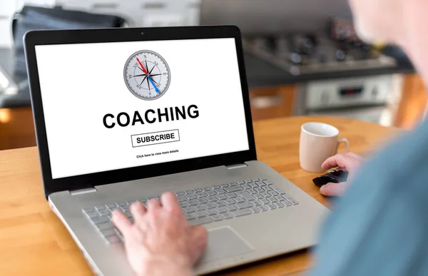 Concetto di coaching su un laptop — Foto Stock