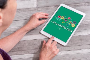 İşbirliği kavramı bir Tablet