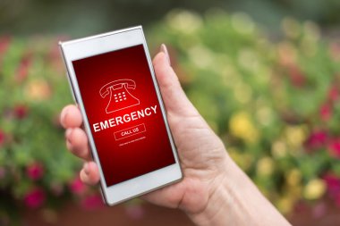 Bir smartphone cep telefonu ile acil kavramı