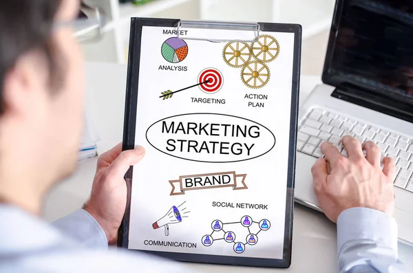 Marketing strategie concept op een Klembord — Stockfoto