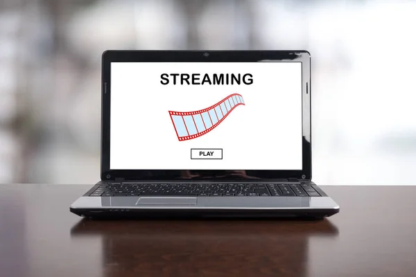 Video streaming koncept på en bärbar dator — Stockfoto