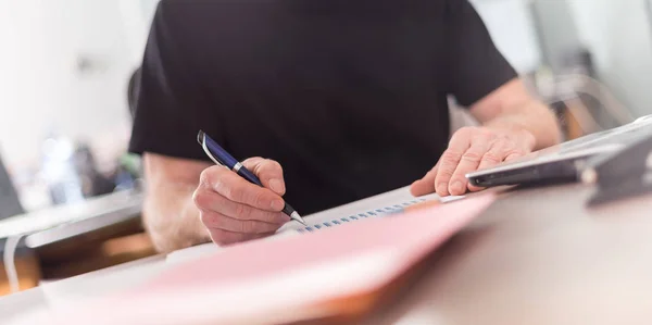 Man working in office, hard light effect — Stock Photo, Image