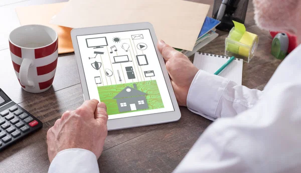 Home Automation Konzept auf dem Tablet — Stockfoto