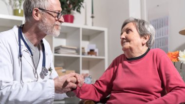 Yaşlılar için yardım