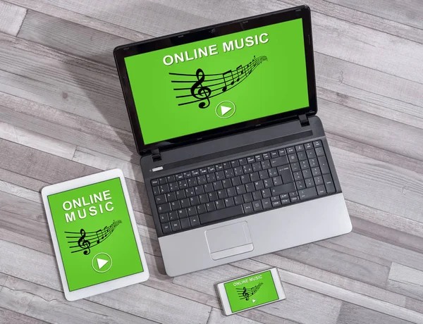Concetto musicale online su diversi dispositivi — Foto Stock