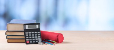 Eğitim kavramı ile okul malzemeleri