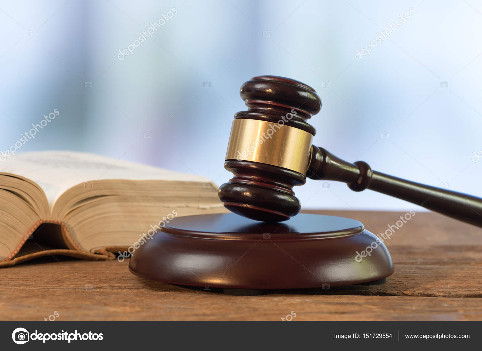 Judge hammer with law book Stock Photo by ©thodonal 151729554