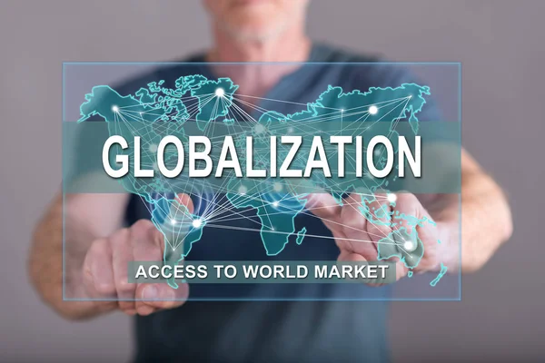 Homem tocando um conceito de globalização em uma tela sensível ao toque — Fotografia de Stock