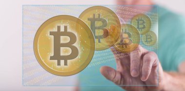 Adam bir bitcoin para birimi kavramı bir dokunmatik ekran üzerinde dokunmadan