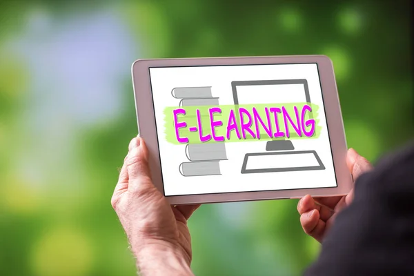 Concept d'apprentissage en ligne sur tablette — Photo