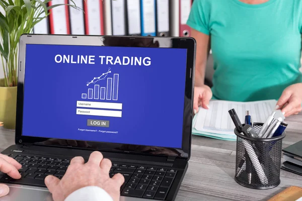 Konsep perdagangan online pada laptop — Stok Foto