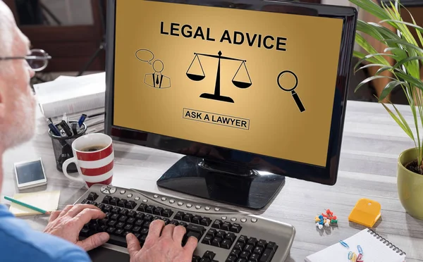 Concept de conseil juridique sur ordinateur — Photo