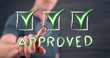 Adam bir dokunmatik ekran üzerinde bir doğrulama kavram dokunmadan