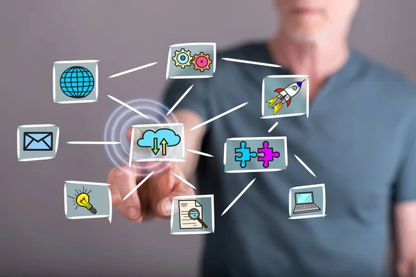 Man raakt een concept cloud computing op een touchscreen — Stockfoto
