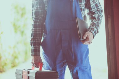 Toolbox, ışık efekti ile tamirci