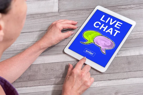 Concetto di chat dal vivo su tablet — Foto Stock