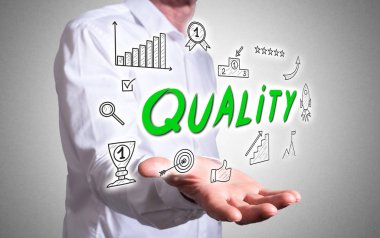 İnsan elinin üstünde kalite konsepti