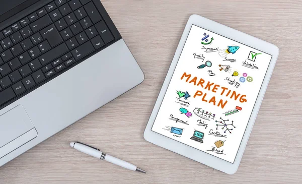 Concepto de plan de marketing en una tableta digital — Foto de Stock