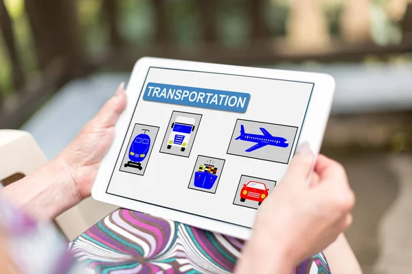 Transportkonzept auf dem Tablet — Stockfoto