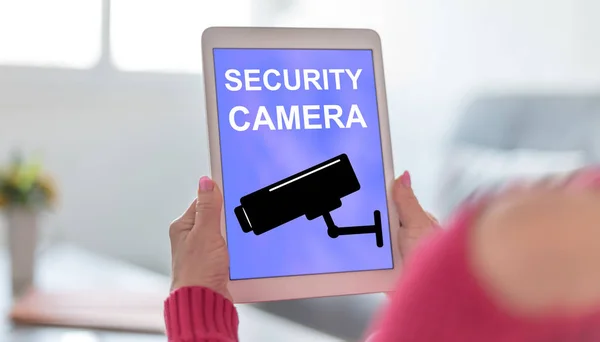 Concetto di telecamera di sicurezza su tablet — Foto Stock