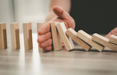 Domino etkisi durdurma tarafından iş denetim kavramı