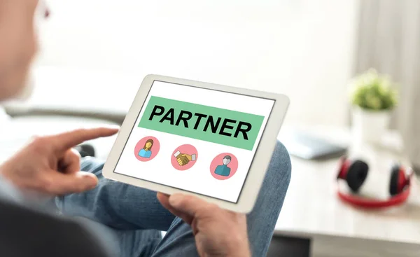 Schermata Del Tablet Che Mostra Concetto Partner — Foto Stock