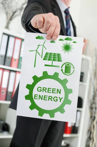 Documento Que Muestra Concepto Energía Verde Manos Empresario —  Fotos de Stock