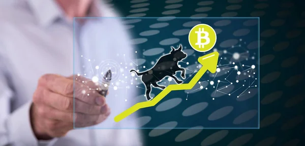 Man Aanraken Van Een Bitcoin Bullish Trend Concept Een Touch — Stockfoto