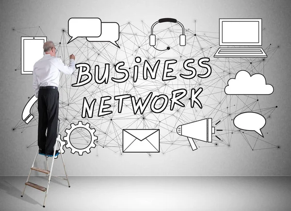 Man Een Ladder Tekening Business Netwerk Concept Een Muur — Stockfoto