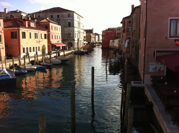 Glimp Van Een Typisch Kanaal Het Historische Centrum Van Chioggia — Stockfoto