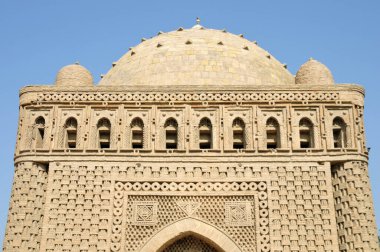 İsmail Samani Mezarı Özbekistan 'ın Buhara şehrinde yer almaktadır. Mezar 958 yılında Samanoğlu döneminde inşa edilmiştir. Anıt mezar tuğladan yapılmıştır..