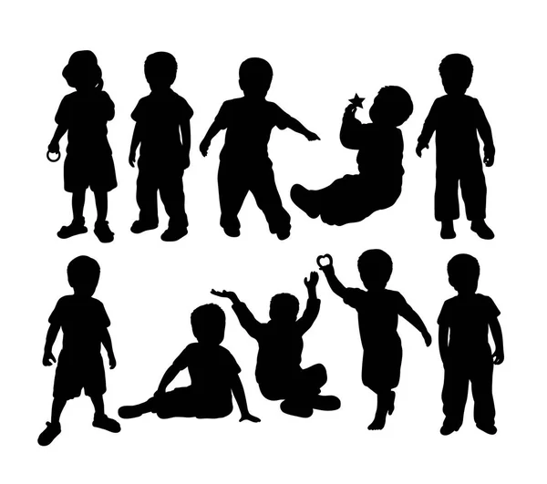 Feliz silueta niños Plying actividad — Archivo Imágenes Vectoriales