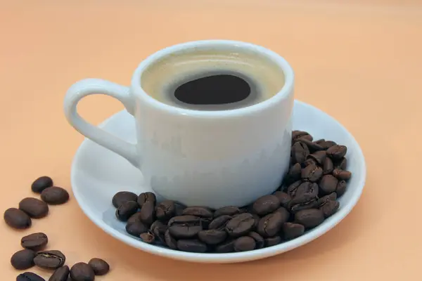 Tasse Kaffee Auf Einem Teller Frontansicht — Stockfoto