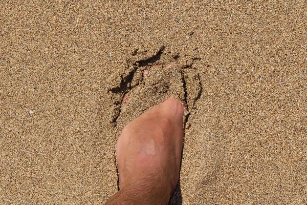 Piede Sinistro Maschile Nudo Ricoperto Sabbia Fine Della Spiaggia Falassarna — Foto Stock