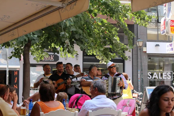 Heraklion Crete Island Grecia Agosto 2016 Banda Música Folclórica Tradicional — Foto de Stock