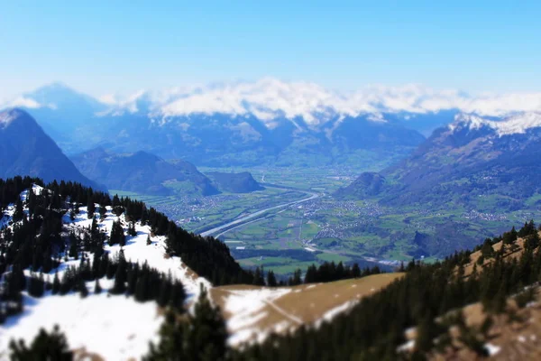 Vista Aérea Liechtenstein Vale Alto Reno Tirada Pico Alpspitz Aldeia — Fotografia de Stock