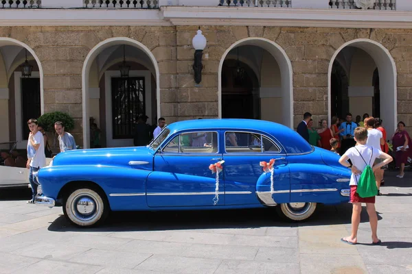 Cadiz Andalusia Espanha Agosto 2017 Carro Clássico Buick Eight Azul — Fotografia de Stock