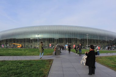 Strasbourg, Fransa - 28 Ekim 2017: Modernize Strasbourg Ana Tren İstasyonu (Gare de Strasbourg) cam kaplıdır. 