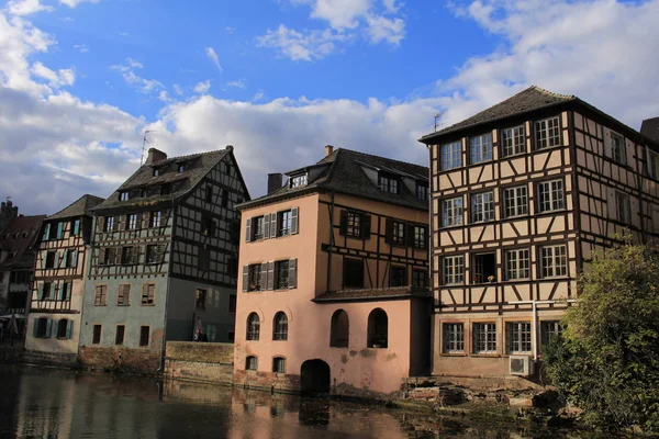 Traditional Alsatian Timber Framed Houses Banks River Ill Petite France — Stock Photo, Image