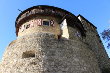 Vaduz Şatosu (Schloss Vaduz), Liechtenstein 'in başkenti Vaduz' da yer alır. 12. yüzyılda inşa edilmiş. Burası Lihtenştayn Prensi 'nin sarayı ve resmi ikametgahıdır..